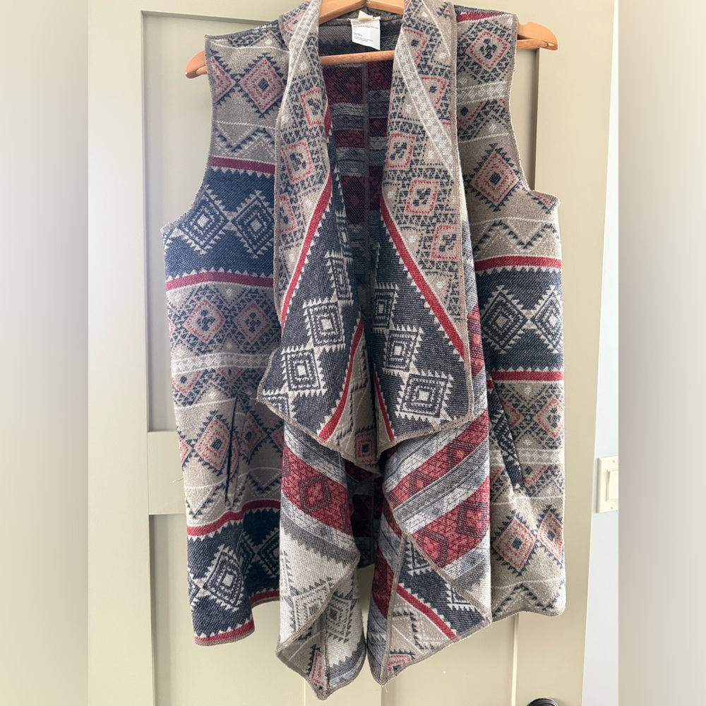Tribal Women's Waterfall Front Knit Vest in Gray, Navy & Red